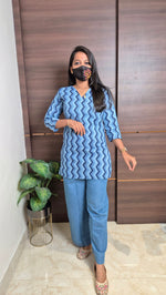 Western Short top(11369)