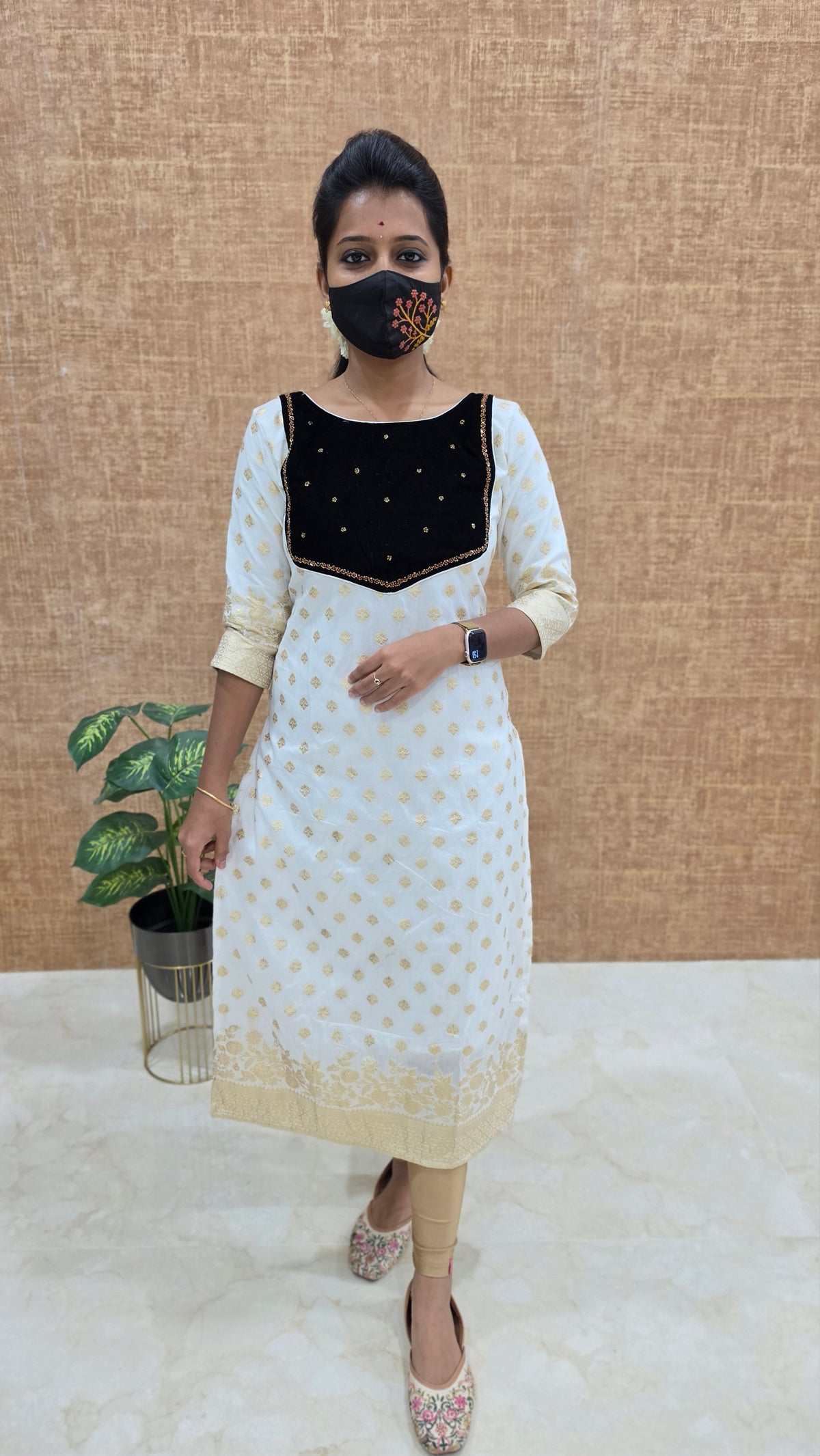 EthnicWear Kurti(11600)
