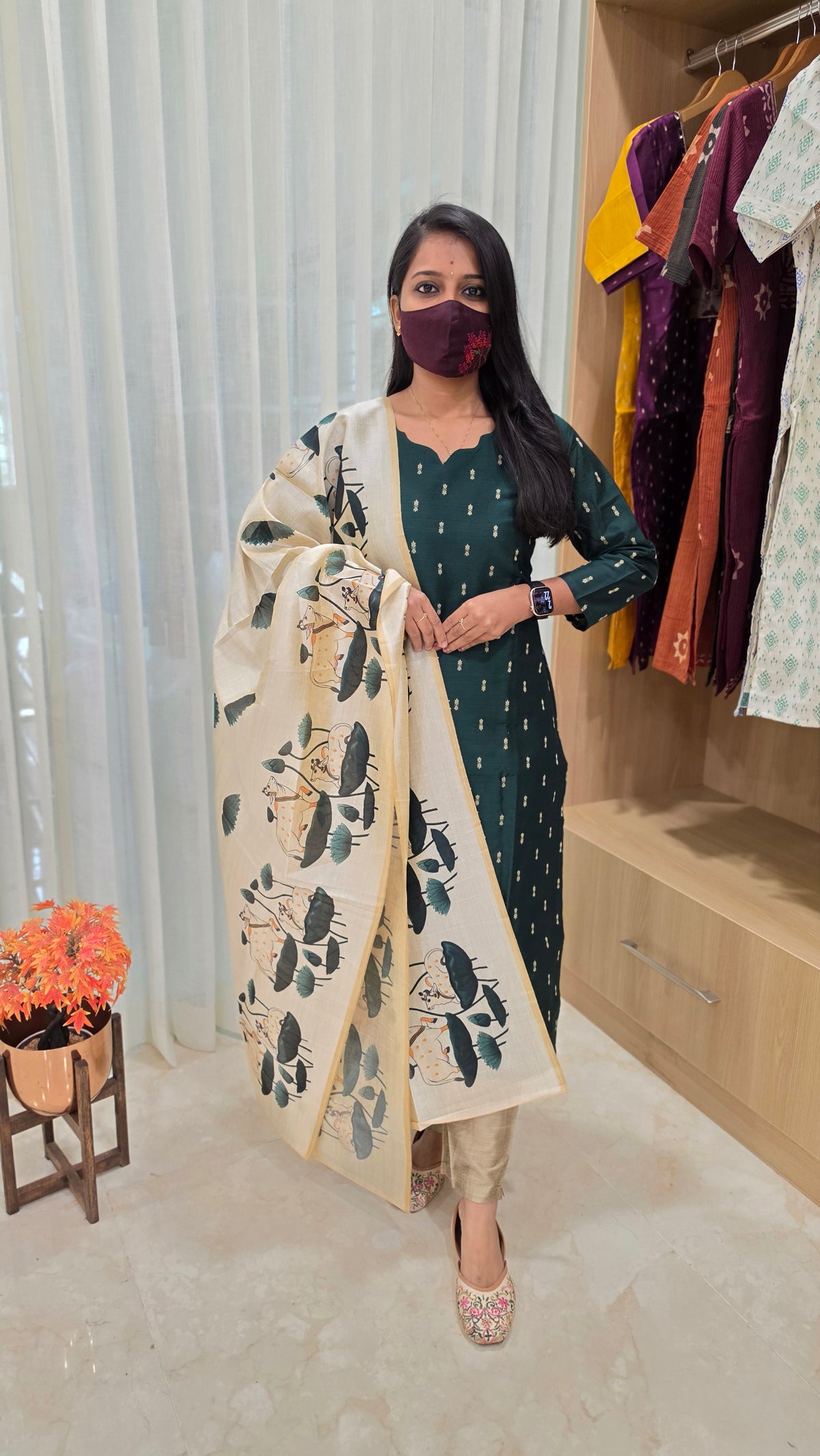 Kayal Ethnic Salwar set(13090)