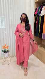 Yazhini Festive salwar set(13232)