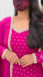 Iniya Festive wear (Kurti + Dupatta)(13265)