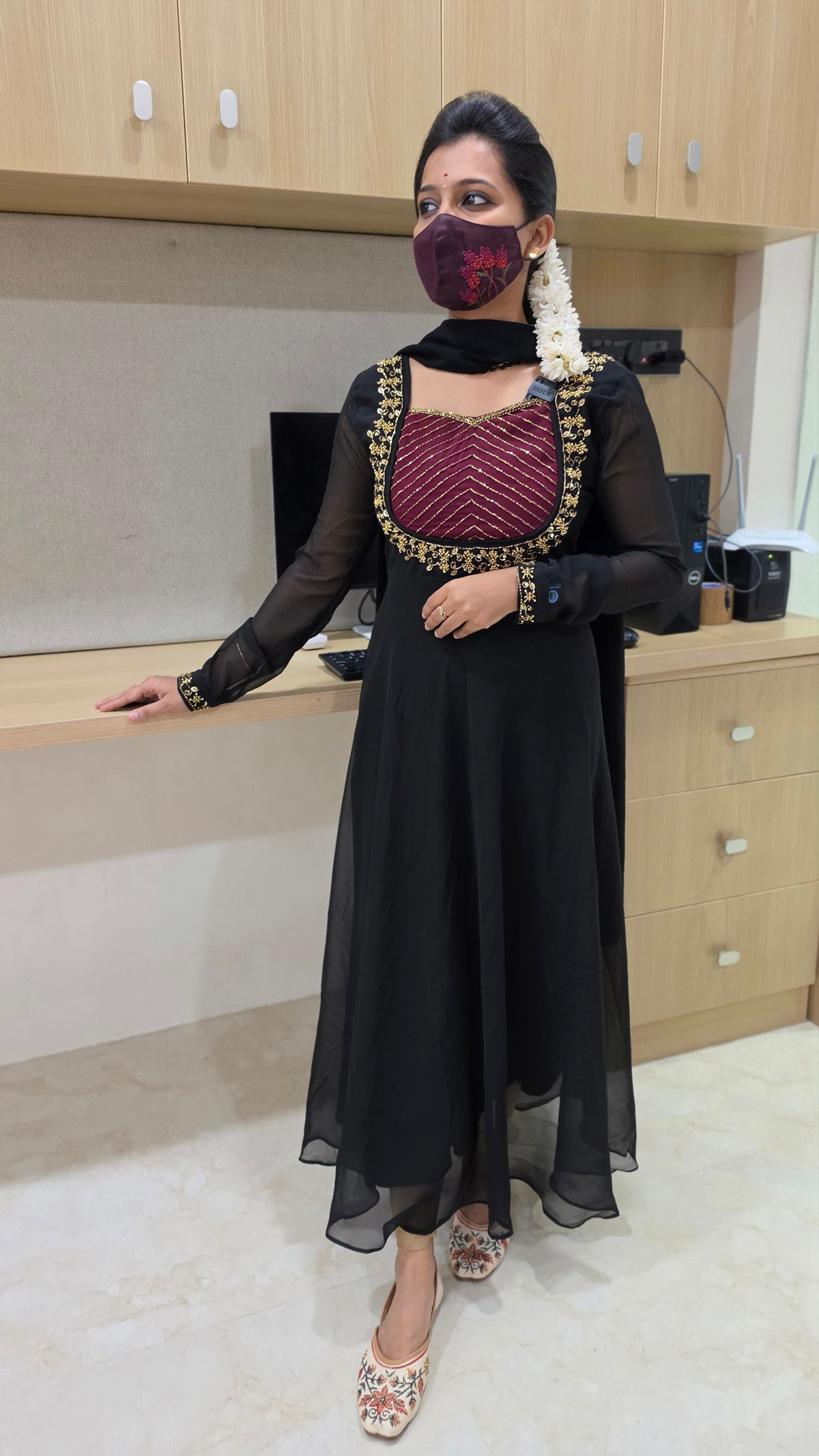Meghna Ethnic set (Kurti+Dupatta)(13329)