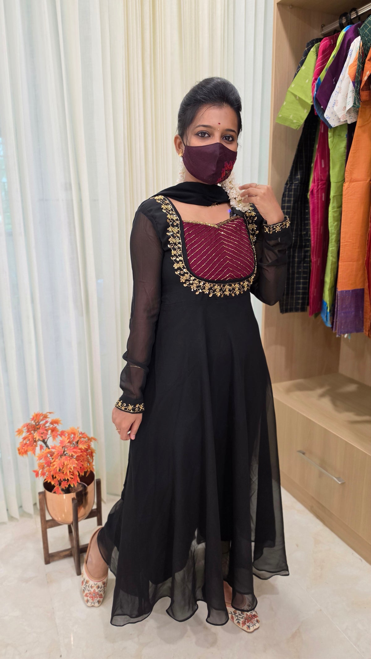 Meghna Ethnic set (Kurti+Dupatta)(13329)