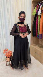 Meghna Ethnic set (Kurti+Dupatta)(13329)