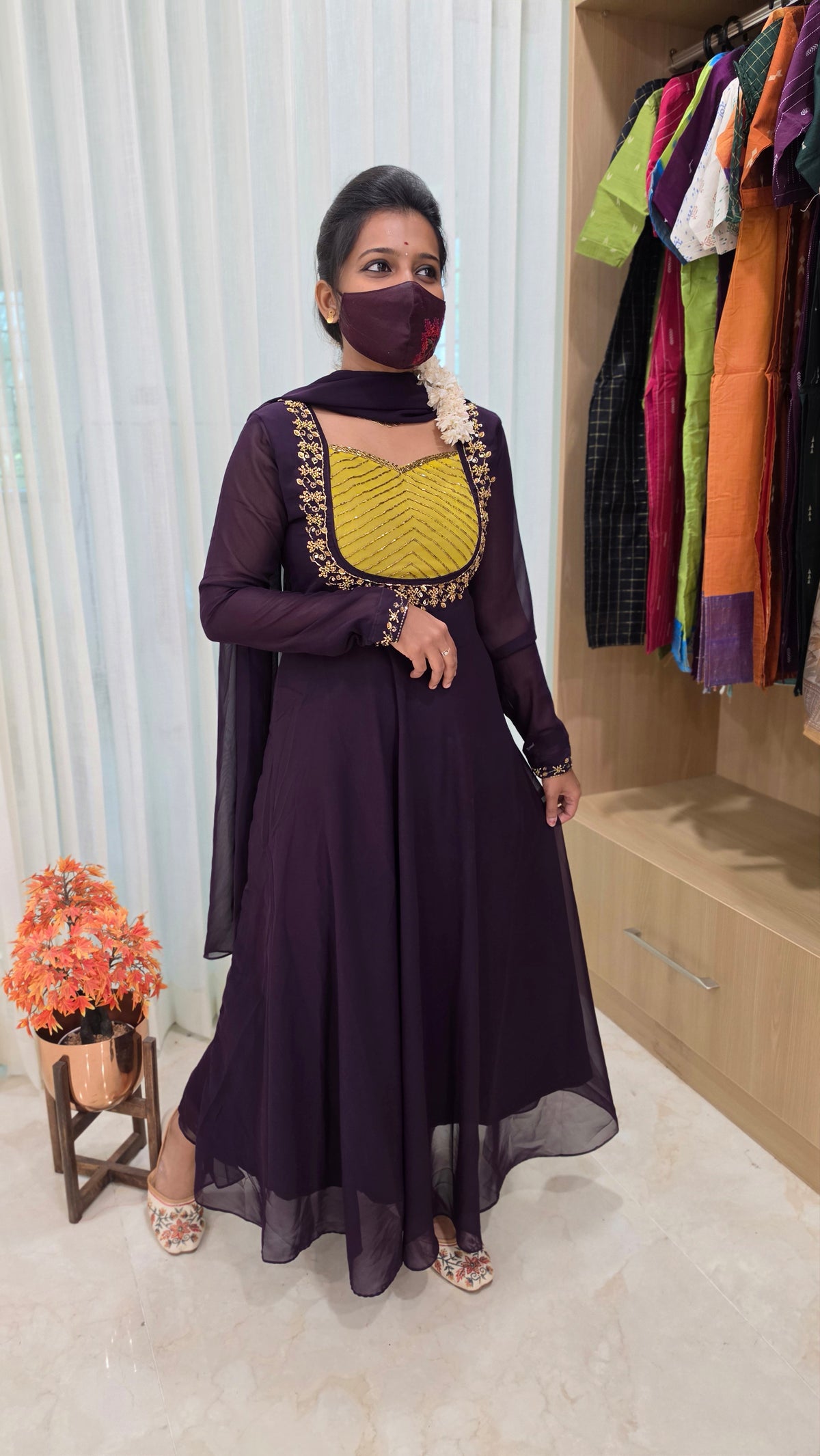 Meghna Ethnic set (Kurti+Dupatta)(13333)