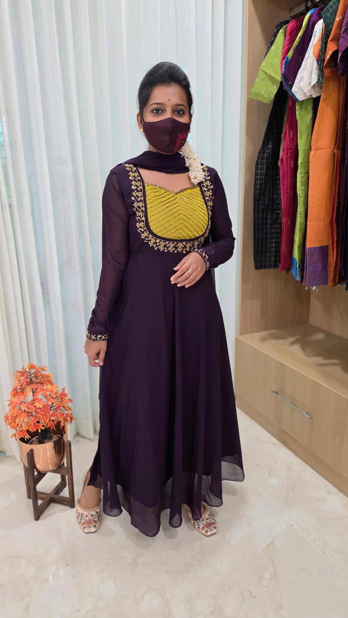 Meghna Ethnic set (Kurti+Dupatta)(13333)