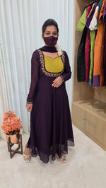 Meghna Ethnic set (Kurti+Dupatta)(13333)
