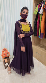 Meghna Ethnic set (Kurti+Dupatta)(13333)