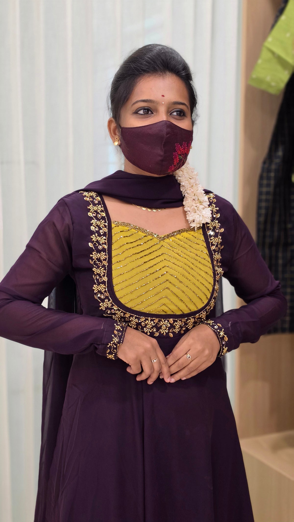 Meghna Ethnic set (Kurti+Dupatta)(13333)