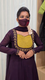 Meghna Ethnic set (Kurti+Dupatta)(13333)
