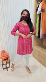Short top kurti(13402)