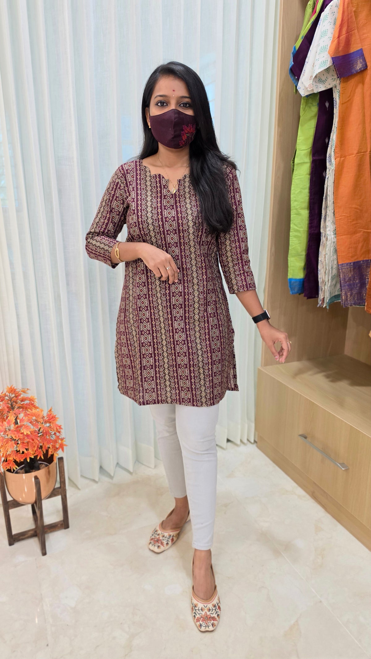 Short top kurti(13399)