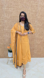 Dharani Festive Set(Kurti+Dupattathnic)(13436)