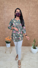 Short top kurti(13609)
