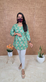Short top kurti(13612)