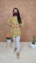 Short top kurti(13613)