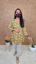 Short top kurti(13613)