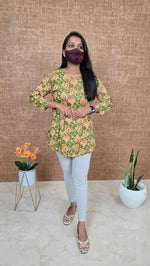 Short top kurti(13613)