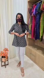 Short top kurti(13817)