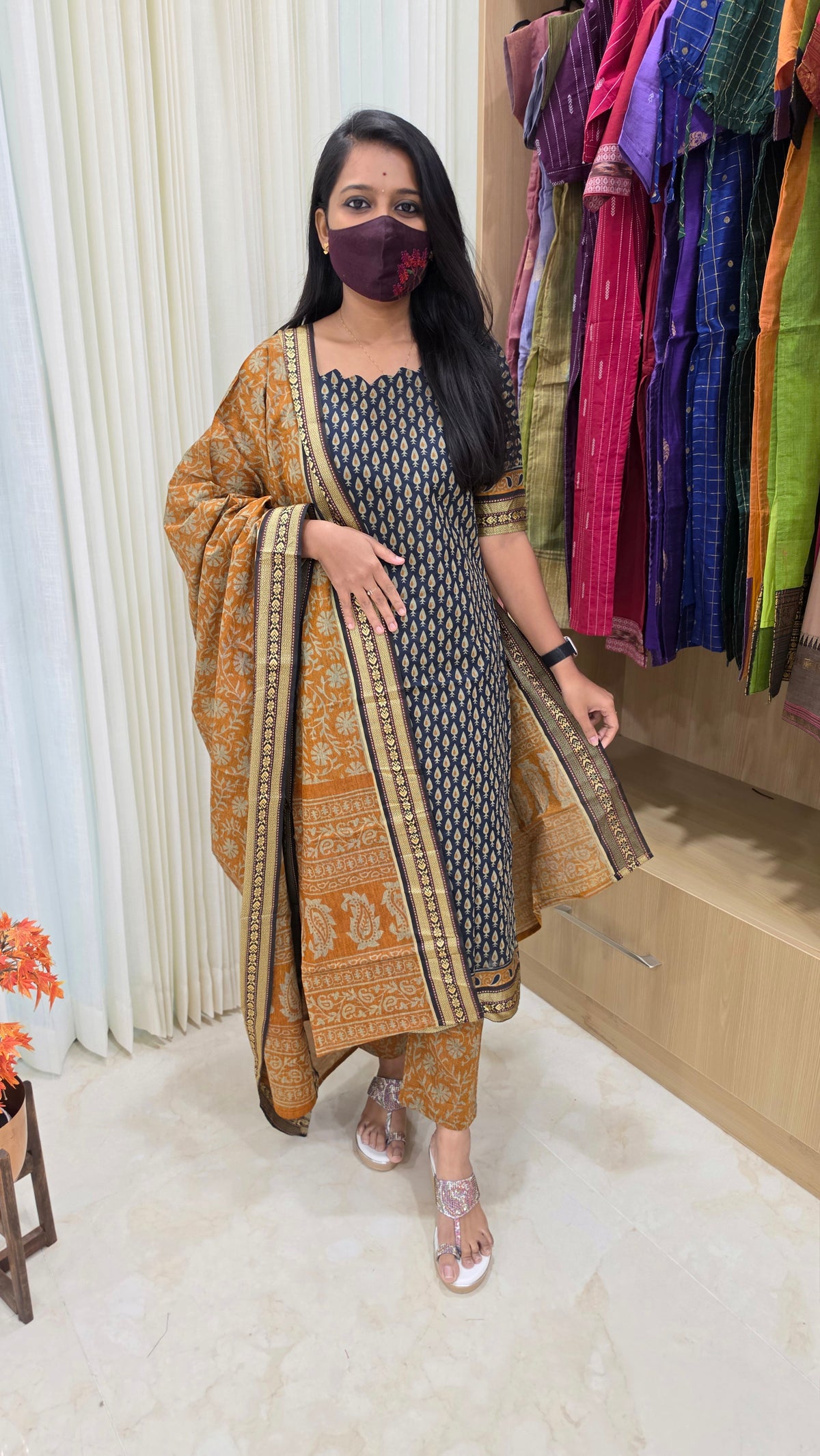 Iyal Ethnic set(13872)
