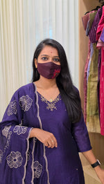 Aditi Ethnic set(Kurti+Dupatta)(13798)