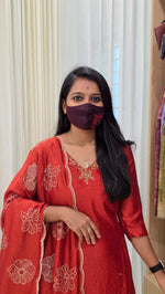 Aditi Ethnic set(Kurti+Dupatta)(13797)