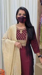 Yazhisai Salwar set(13810)