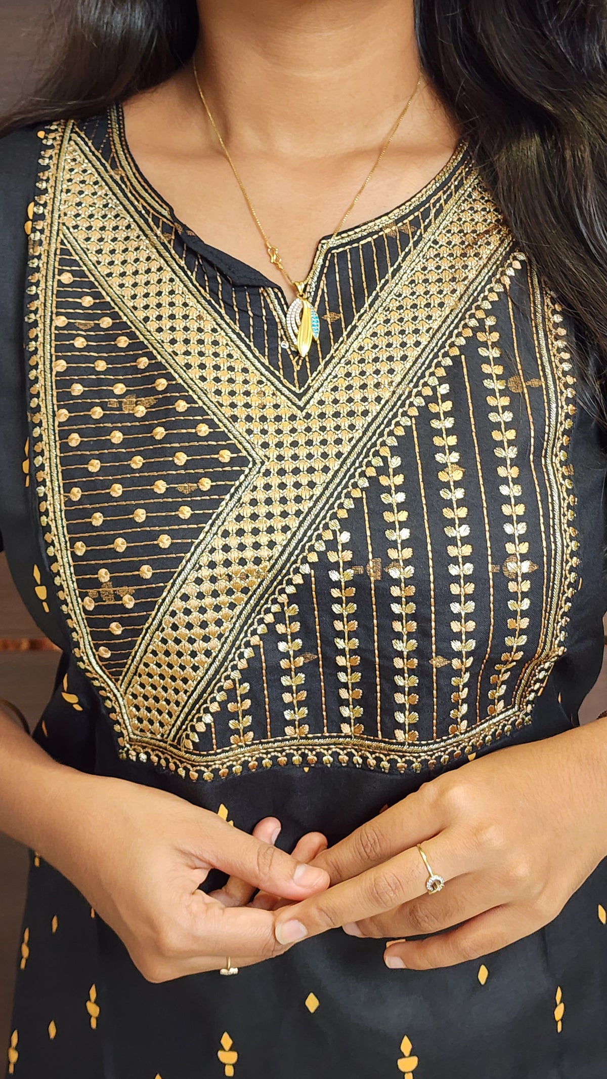 Office Wear kurti-Embroidery kurti(10384)