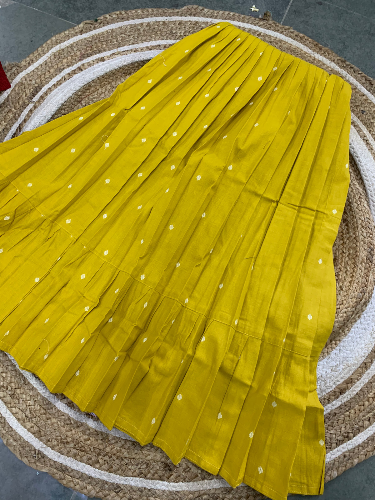 Hakoba Kurti(6635)
