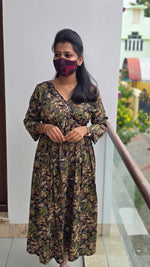 Aliya Cut Kurti (2486)c