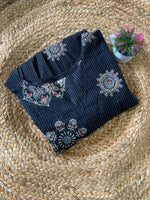 Western Short top (7066)