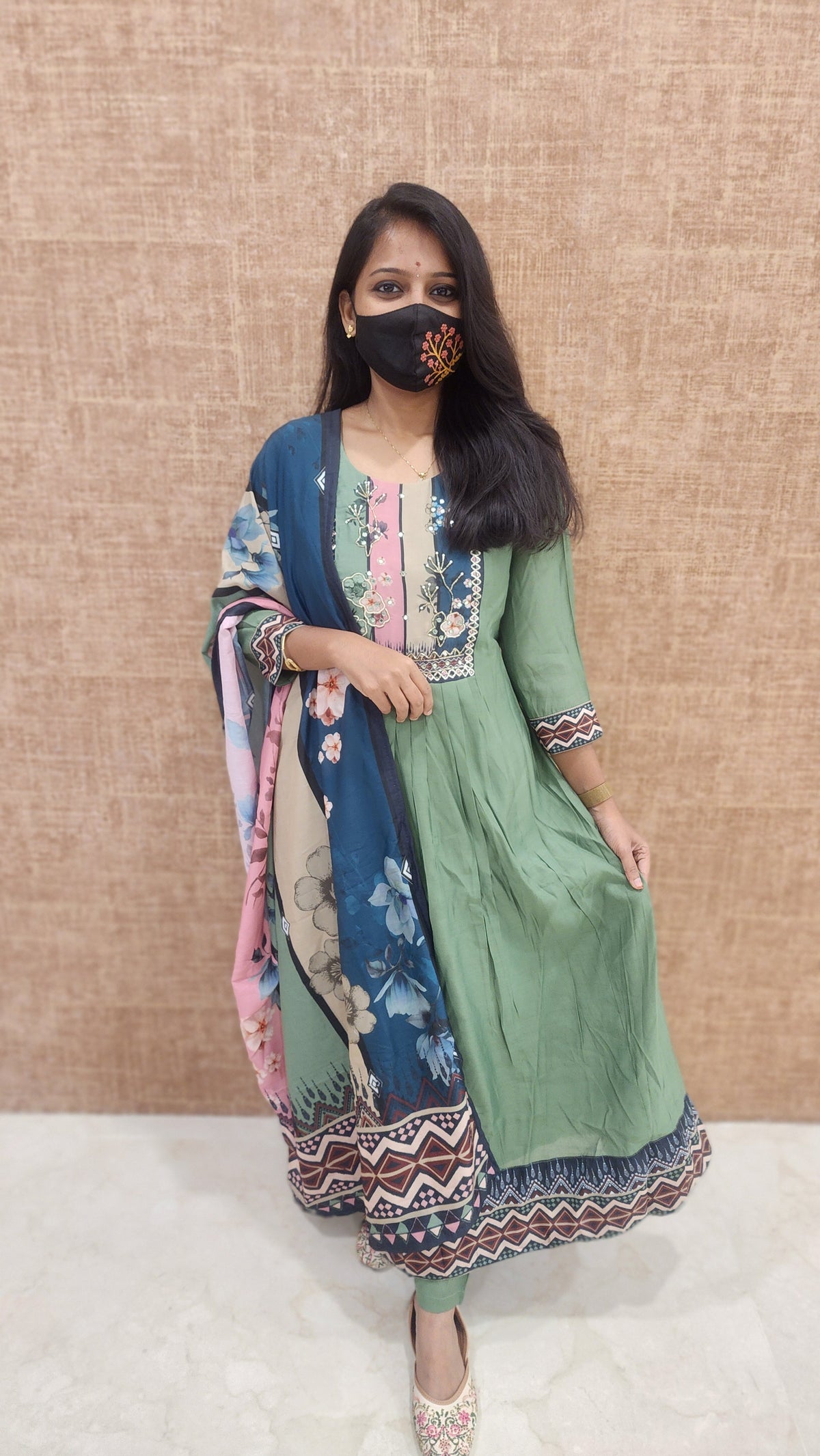 Ethnic Salwar Set (9460)