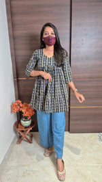 Peplum top (11312)