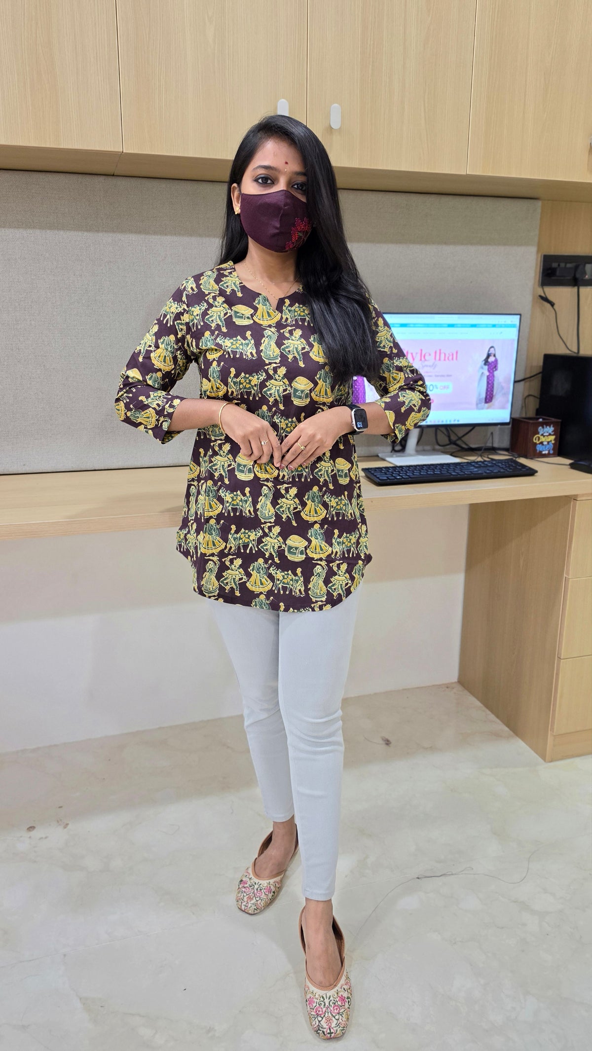 Short top kurti(12209)