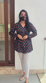 Peplum top (11176)