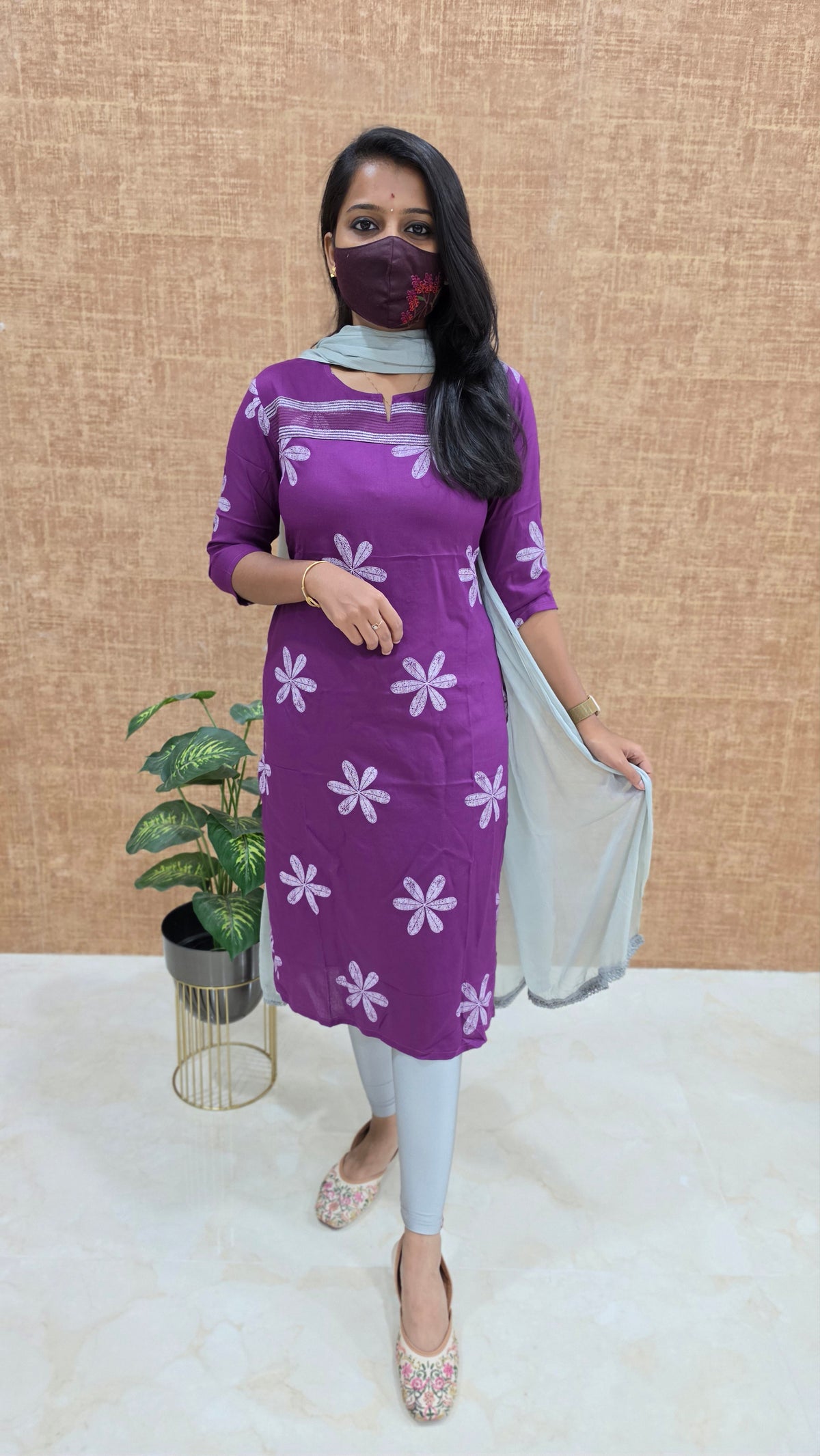 Office Wear - Embroidery (11635)