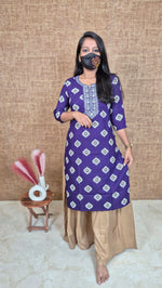 Office Wear - Embroidery (11210)