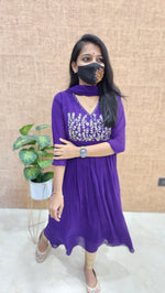 Ethnic Salwar Set (9424)