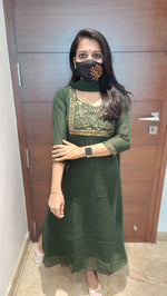 Ethnic Salwar set (Kurti+Dupatta)(8988)