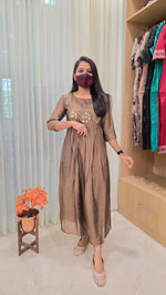 Mridula Ethnic Wear kurti (12601)
