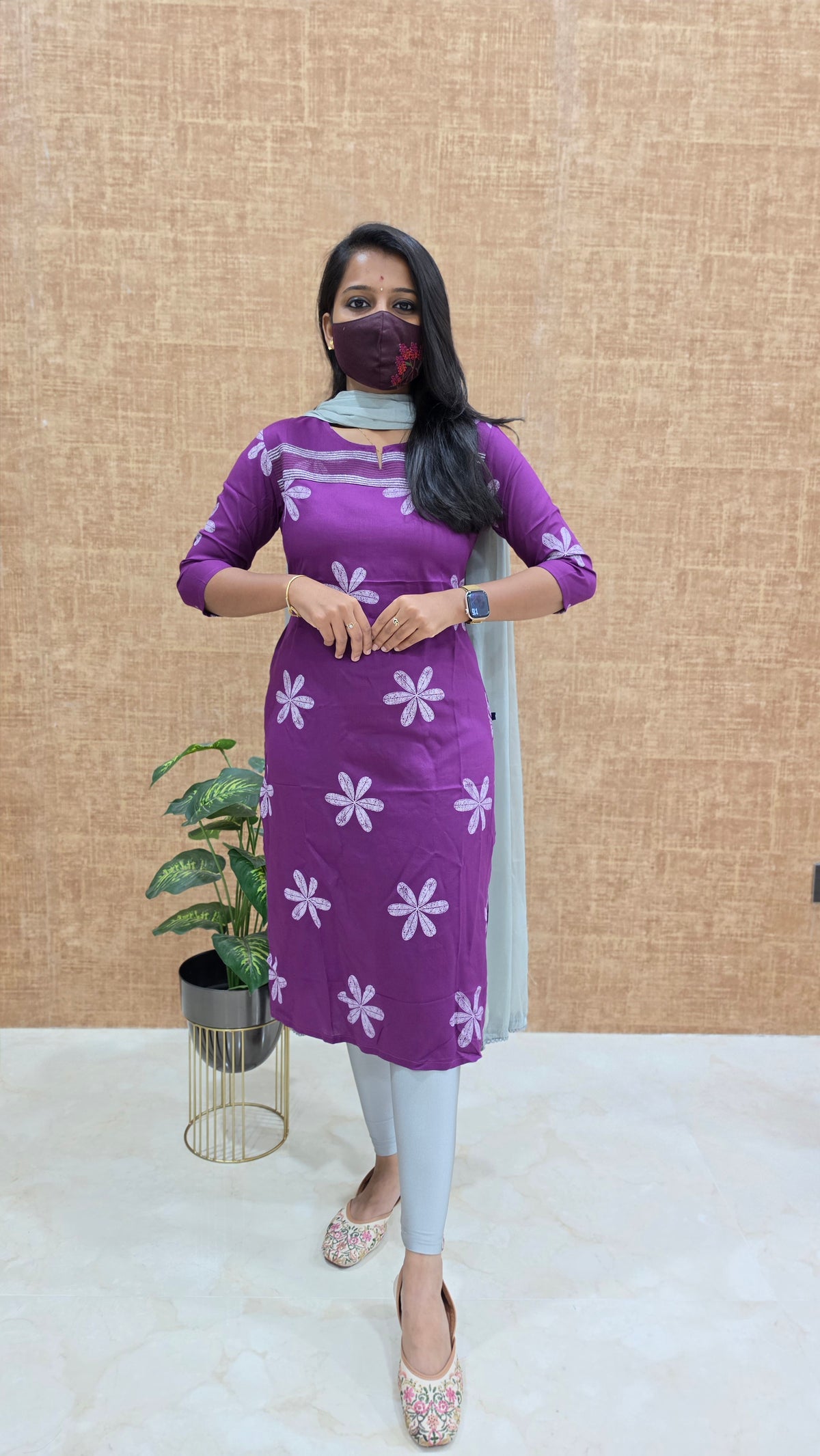 Office Wear - Embroidery (11635)