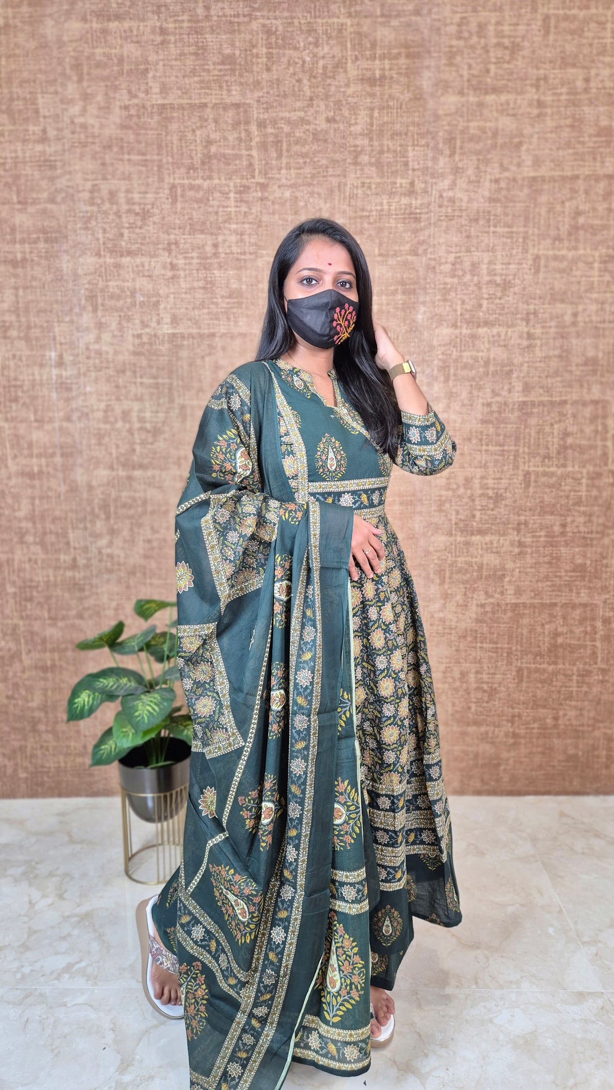 Anarkali Salwar Set (11440)