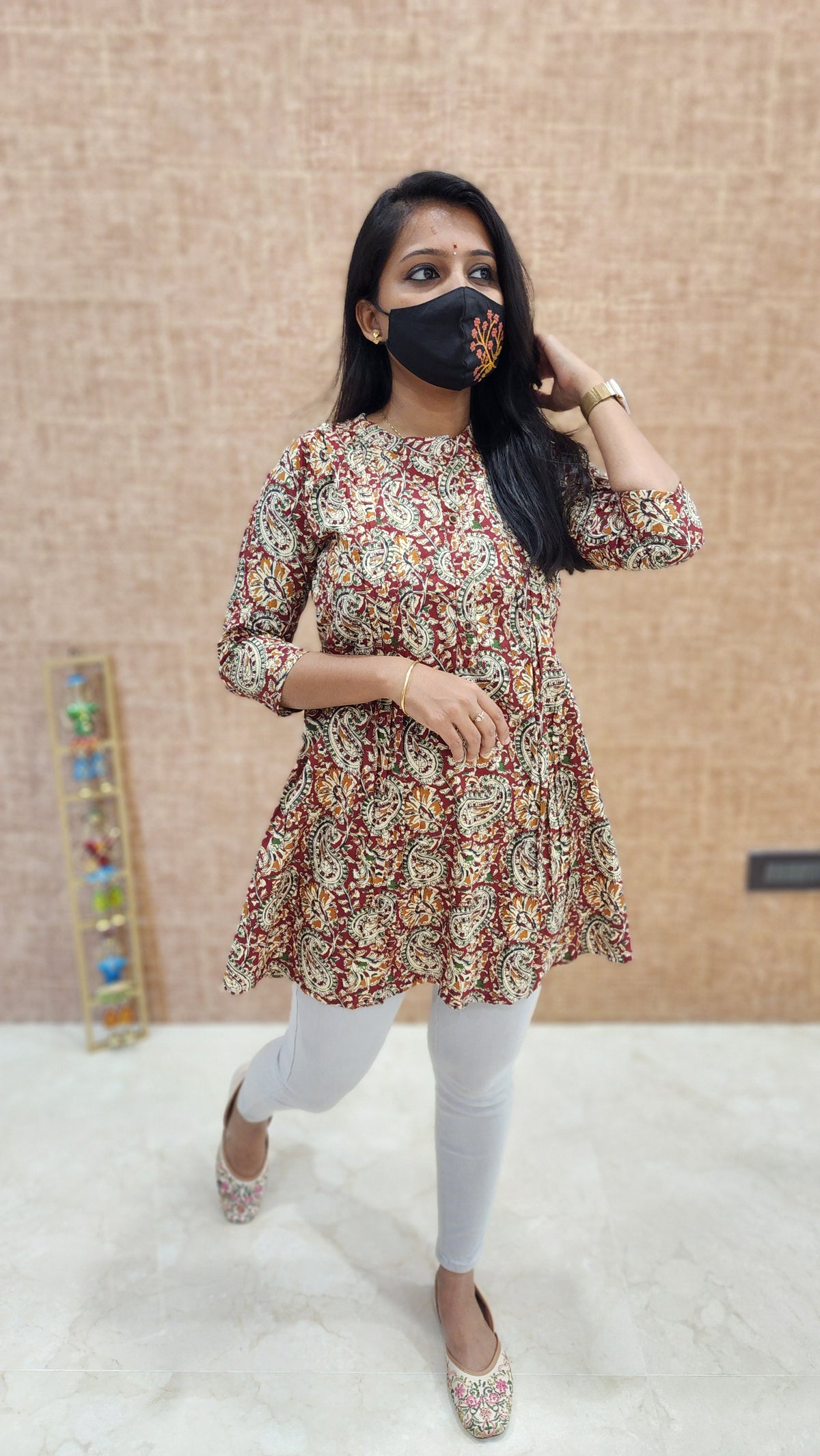 Kalakari Floral Short Top (9630)c2