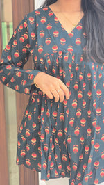 Peplum top (11176)
