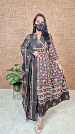 Anarkali Salwar Set(11439)