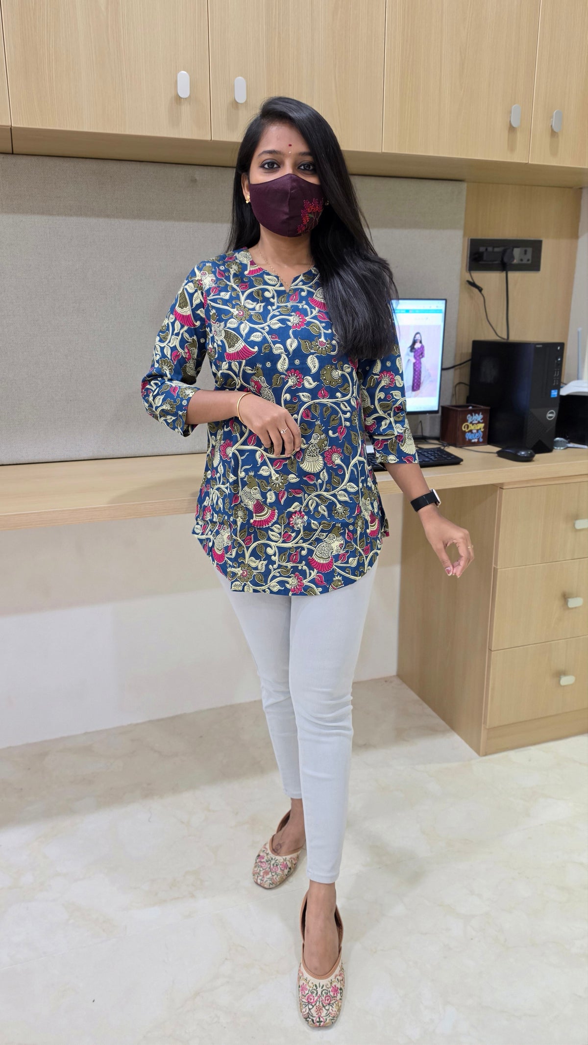 Short top kurti(12206)